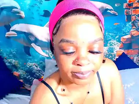 Cherrybootyjoy from StripChat