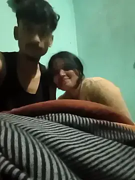 couplegk71 on StripChat