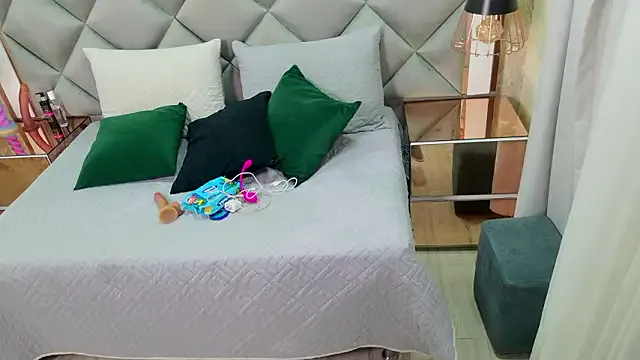 crystal_gilton from StripChat