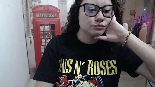 curly_greeneyed — Get Naked!!!