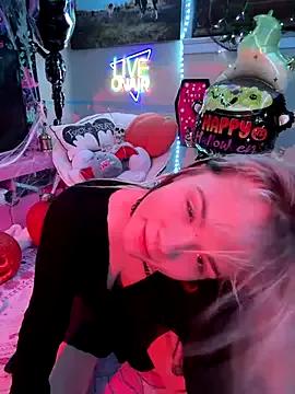 Cutiepiespanks on StripChat