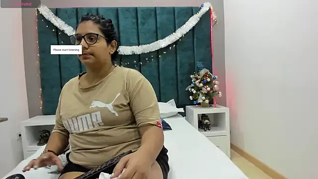 DanielleEvans_ on StripChat