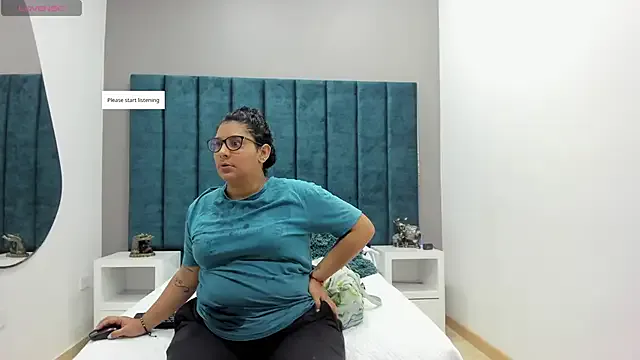 DanielleEvans_ on StripChat