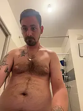 defbond420 on StripChat