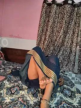 Dreamgirl_129 from StripChat