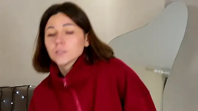 EdenSolis on StripChat