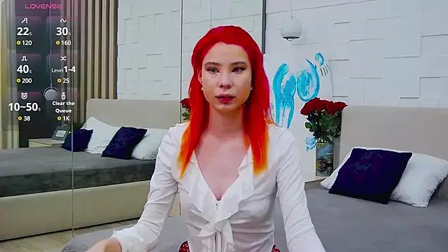 Emma_plux on StripChat 