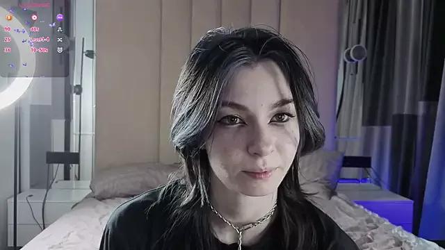 EsmeBellas on StripChat