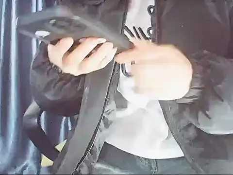 Eva_Meo — DRIVE ME CRAZY WITH HARD VIBES SQUIRT <3