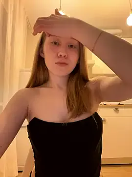 Eva_Weyne on StripChat