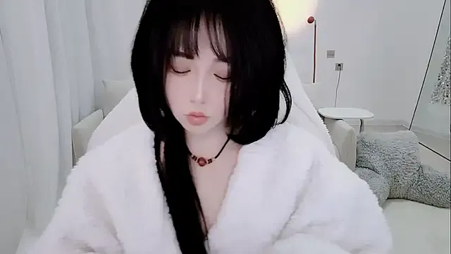 Evangelin-e on StripChat