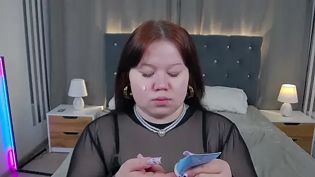 EvaNova_ — kiss me