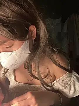 Fin-xinh18 from StripChat