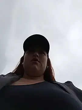 Freckless_ — Pull out tits + spit + bounce 