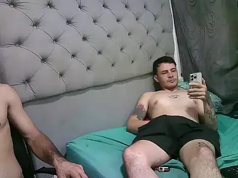 g0lden_boss from StripChat