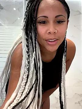 HaileyDiana from StripChat