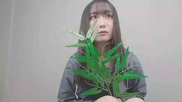 Hanna_18_cute on StripChat 