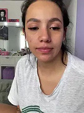 hannahb-e on StripChat 
