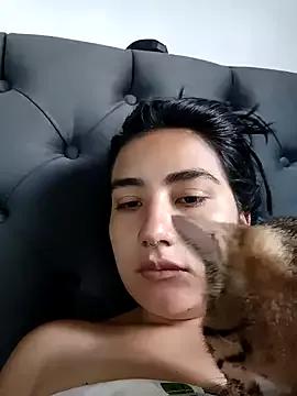 Hellen_Alex on StripChat 