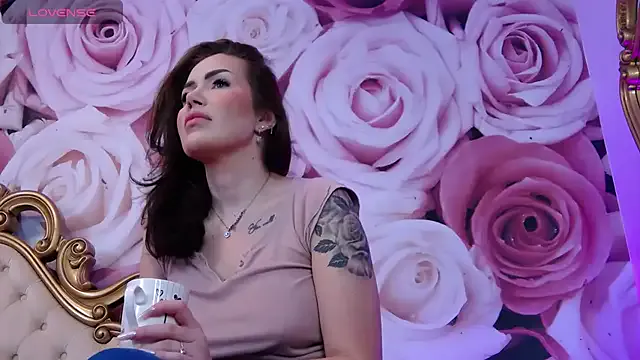 HessaHessy — make my pussy wet