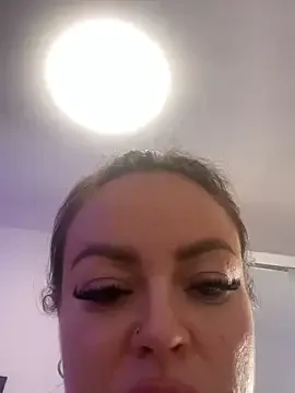 HotLivv69 from StripChat