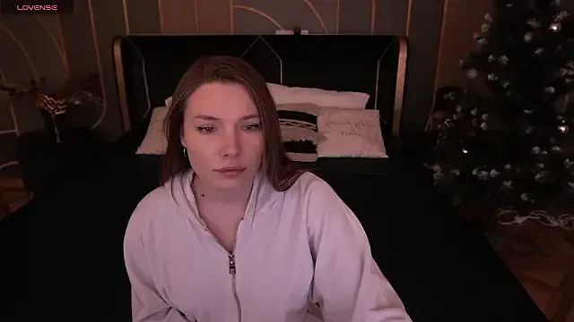 IceDanielles — Striptease