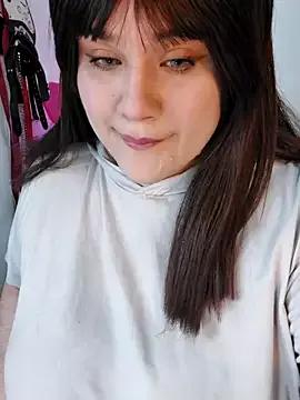 ItsNaiixa from StripChat