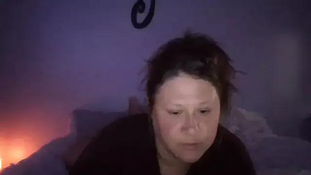 JizzyJazzunleashed on StripChat 