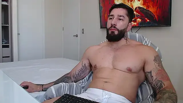 jonhklleyn on StripChat
