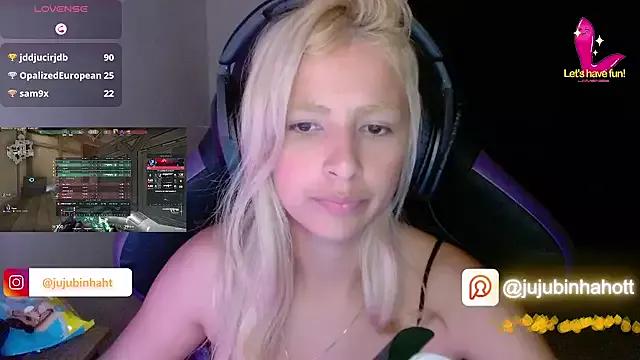 jujubinhahot on StripChat 