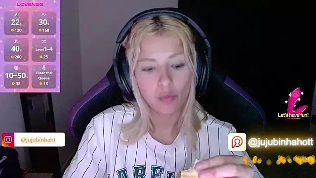 jujubinhahot on StripChat