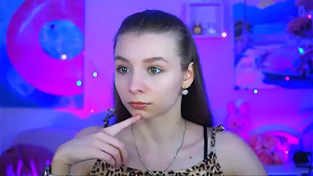 JulieDaniel from StripChat