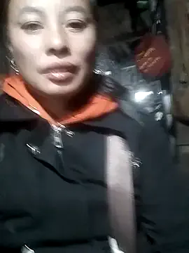 kaia-cam on StripChat