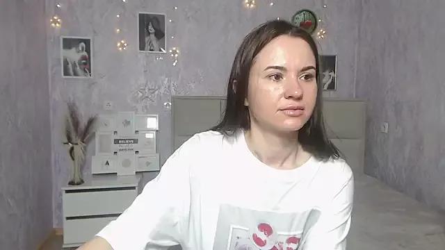KaraCriegs on StripChat 