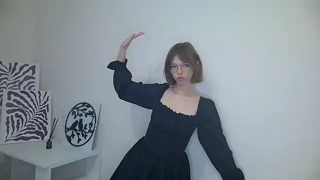 Kate_Mooss — Air kiss