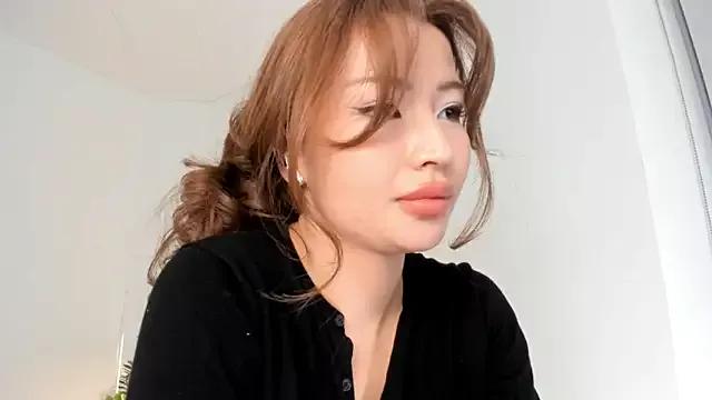 kawaii_mia from StripChat