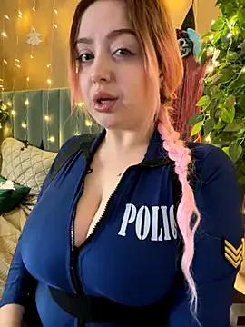 KellyMoors on StripChat 