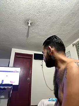 Group kevinbolena on StripChat