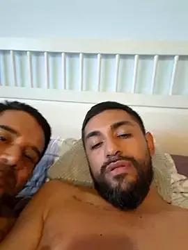 Group kevinbolena on StripChat