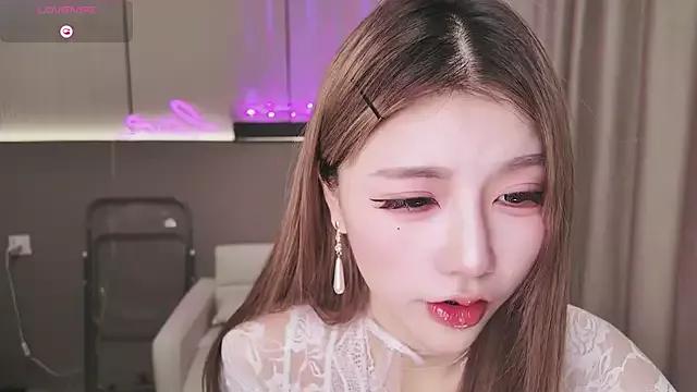 Kiki--2025 on StripChat 