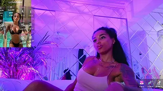 KimiBrown on StripChat 