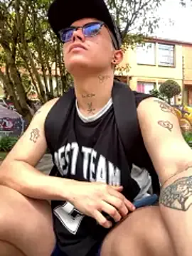 Kurtxxx22 from StripChat