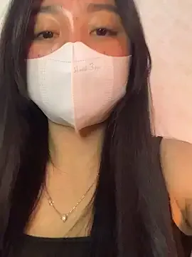 lana-kan from StripChat