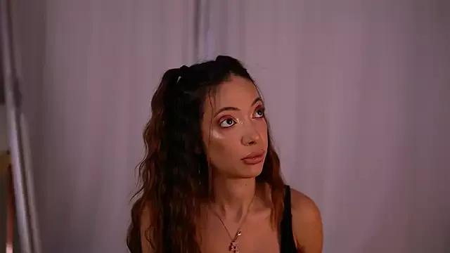 Freechat LaylaKristall on StripChat