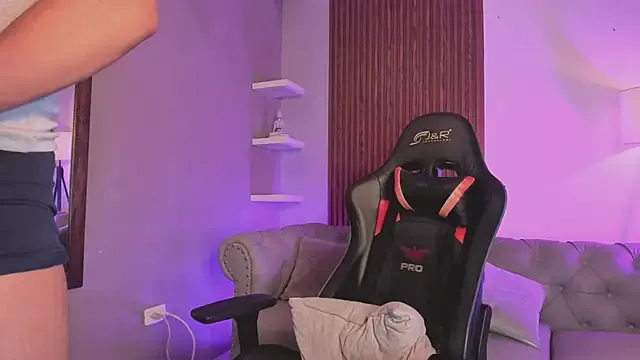 liam_collins21 from StripChat