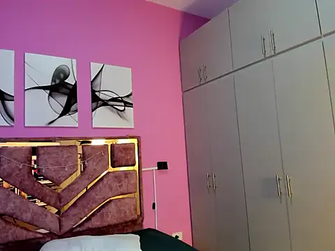 LICKY_LOV on StripChat