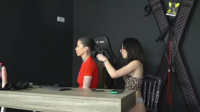 Lillith_Moore on StripChat 