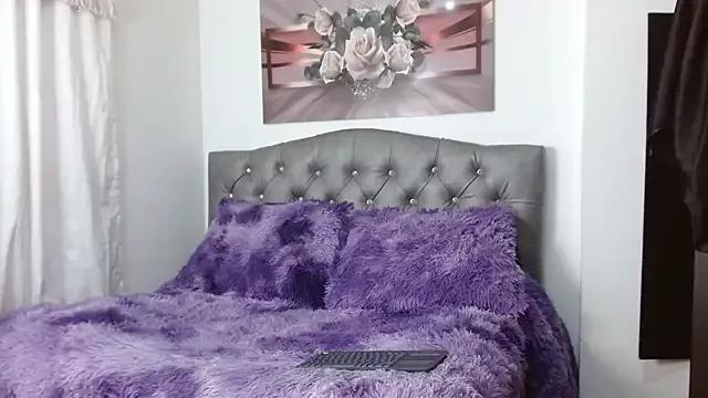 lily_f00x on StripChat 