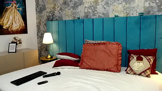 LisaCroft on StripChat