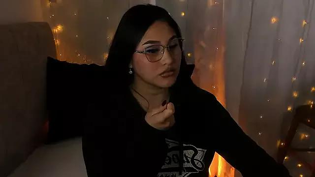 Little_Ivy on StripChat 